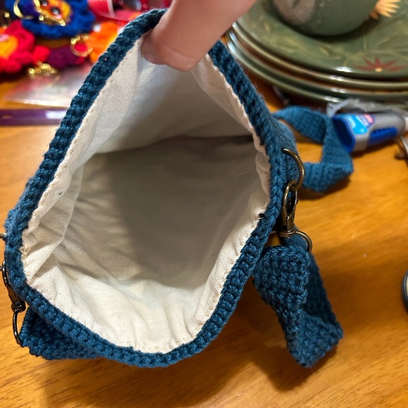 Cross body messenger bag. - Picture 2 of 6